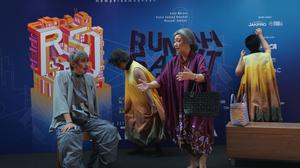 Teater Koma Pentaskan Kembali Rumah Sakit Jiwa Setelah 35 Tahun