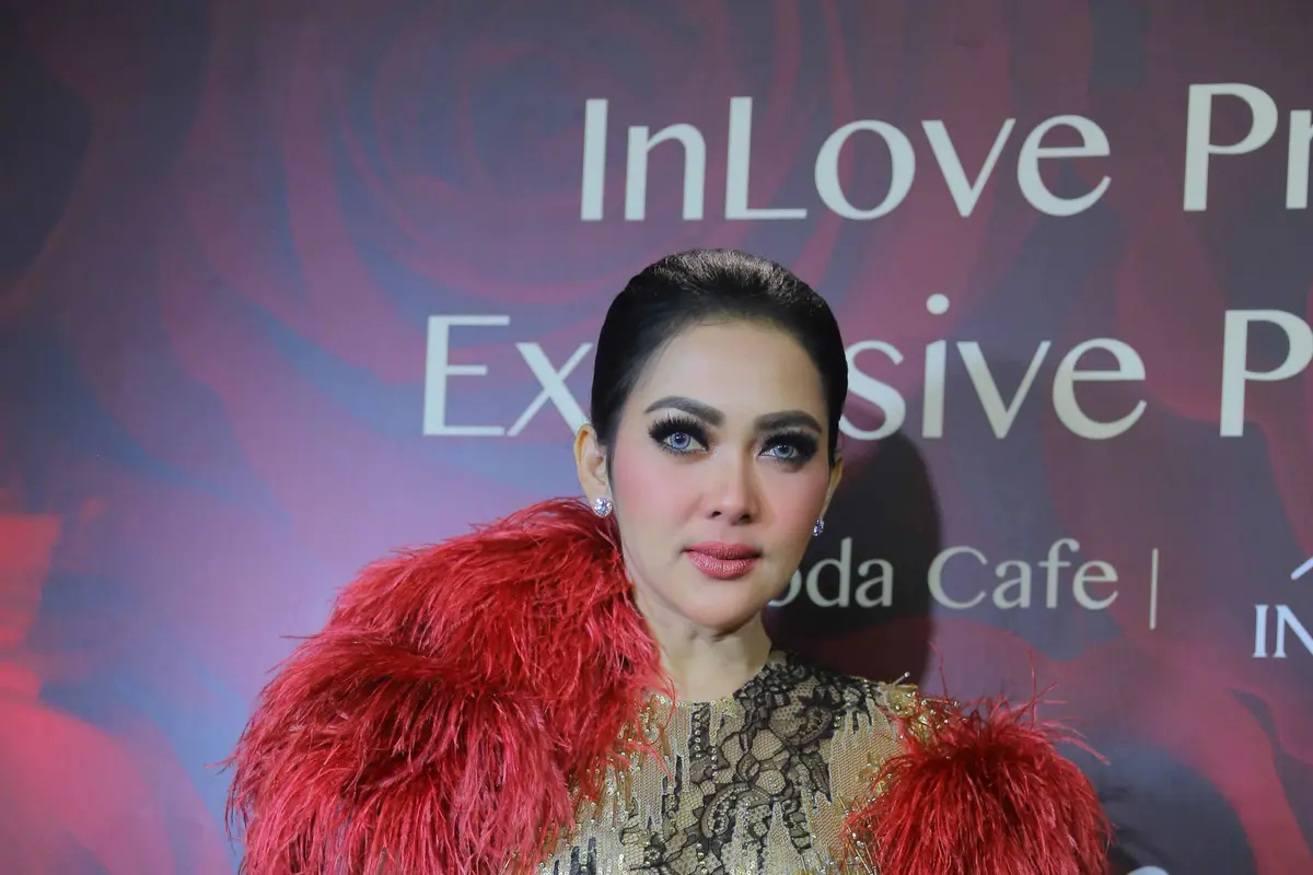 [Bintang] Syahrini