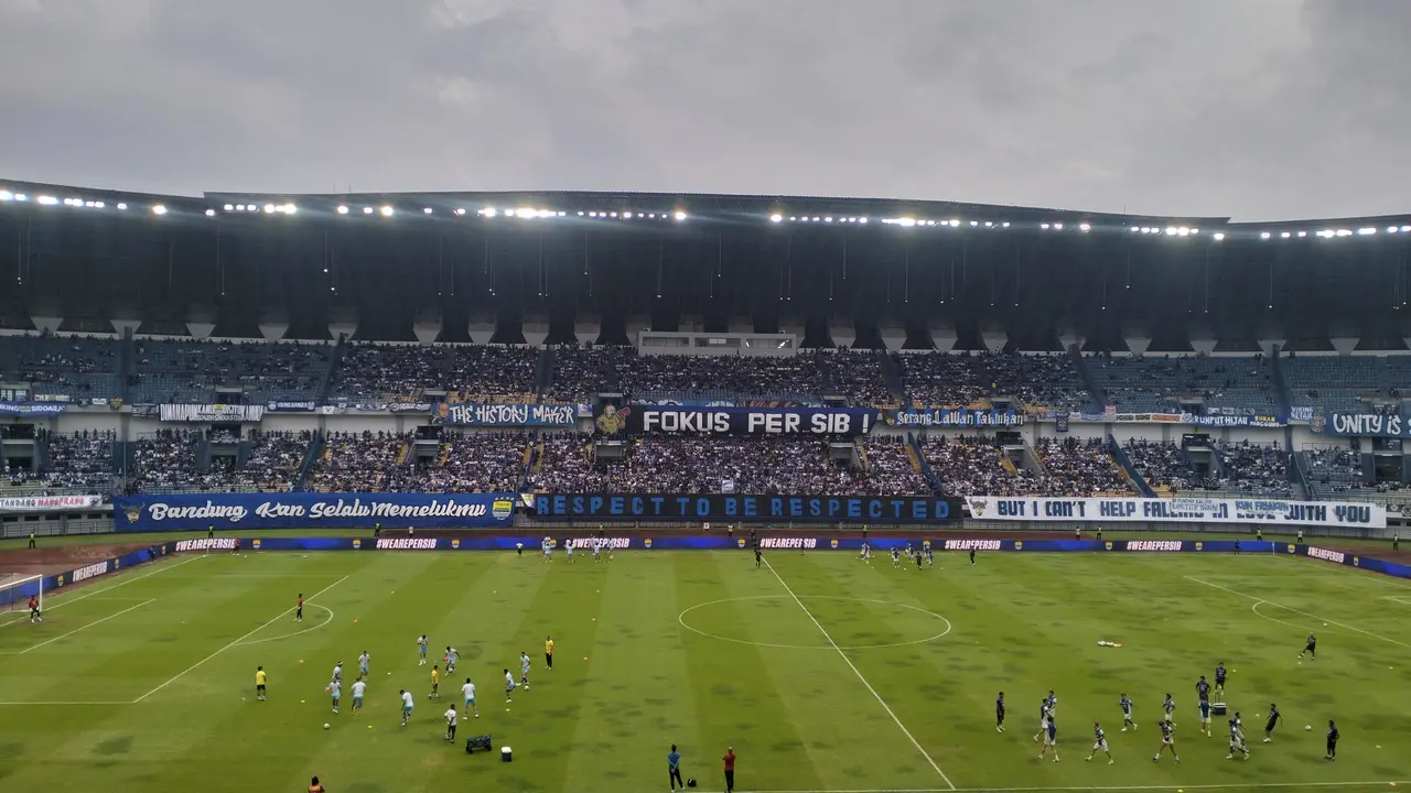Antisipasi Bobotoh ke Samarinda, Stadion GBLA dan Graha Persib Gelar Nobar Duel "Macan Kemayoran vs Maung Bandung"