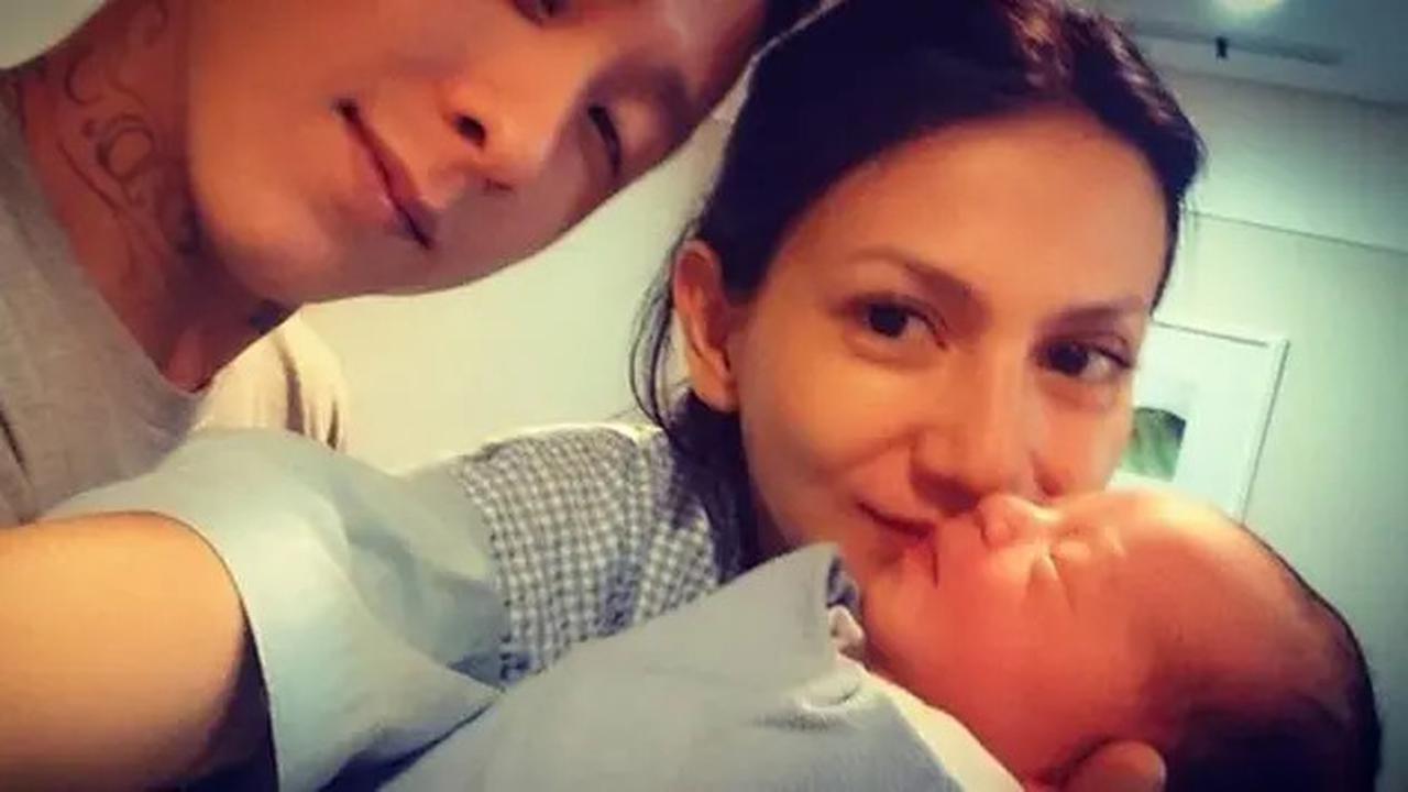 6 Artis Ini Melahirkan dengan Metode Persalinan Water Birth, Terbaru Nikita Willy