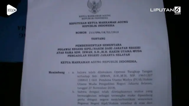 Mahkamah Agung (MA) resmi memberhentikan sementara dua hakim dari PN Jakarta Selatan dan satu panitera pengganti dari PN Jakarta Timur terkait operasi tangkap tangan OTT KPK.