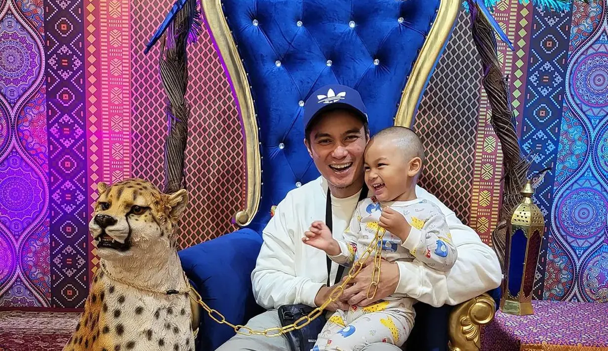 <p>Kiano Tiger Wong dan Kenzo (Instagram/baimwong)</p>