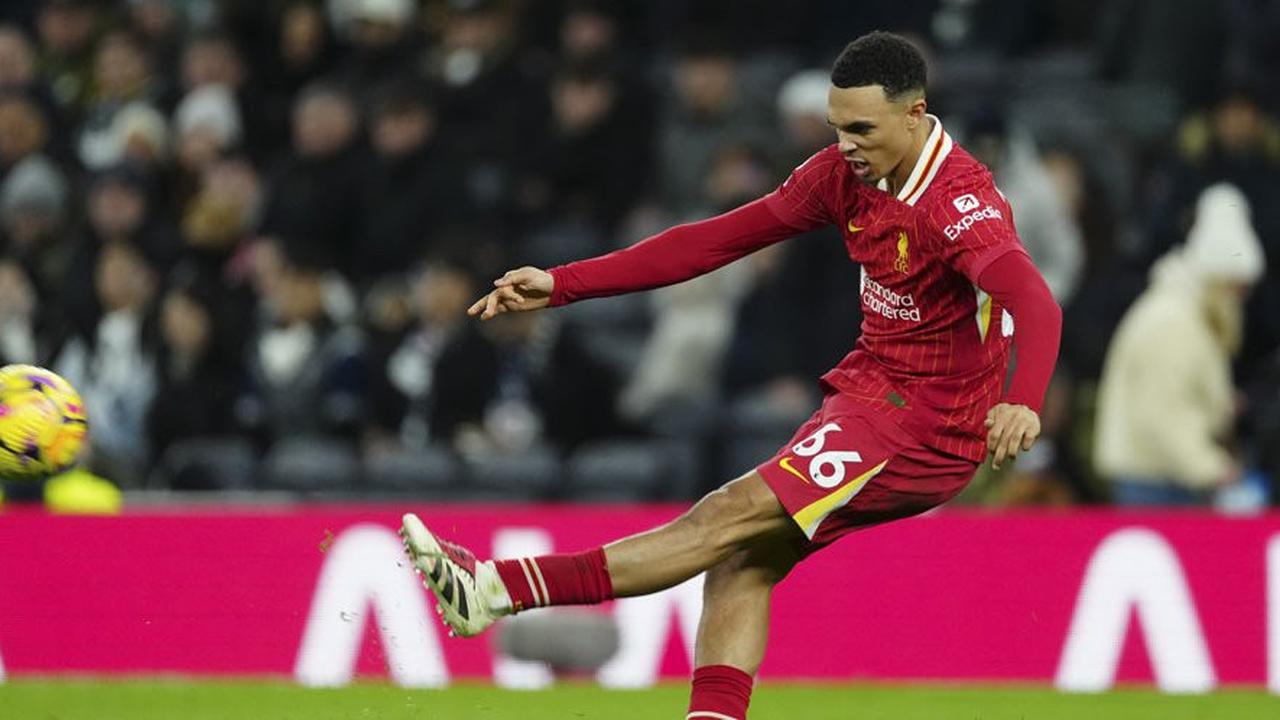 Gara-Gara Tawaran Real Madrid, Trent Alexander-Arnold Sampai Blank Soal Laga Versus MU