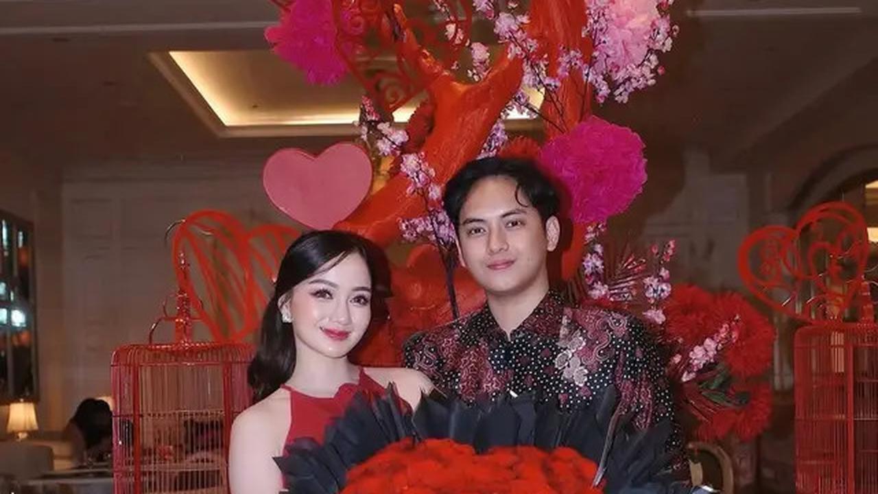 Potret 6 Pasangan Artis Dinner di Momen Valentine 2025, Nikmati Waktu Berdua