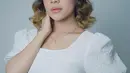 Pedangdut yang mengidolakan Lesti ini tergabung dalam Byoode, girl band yang beranggotakan jebola LIDA dan DA. Meli berstatus sebagai member termuda grup tersebut. (instagram.com/marimotto.studio/gunawan.lida2020/lida_meli04)