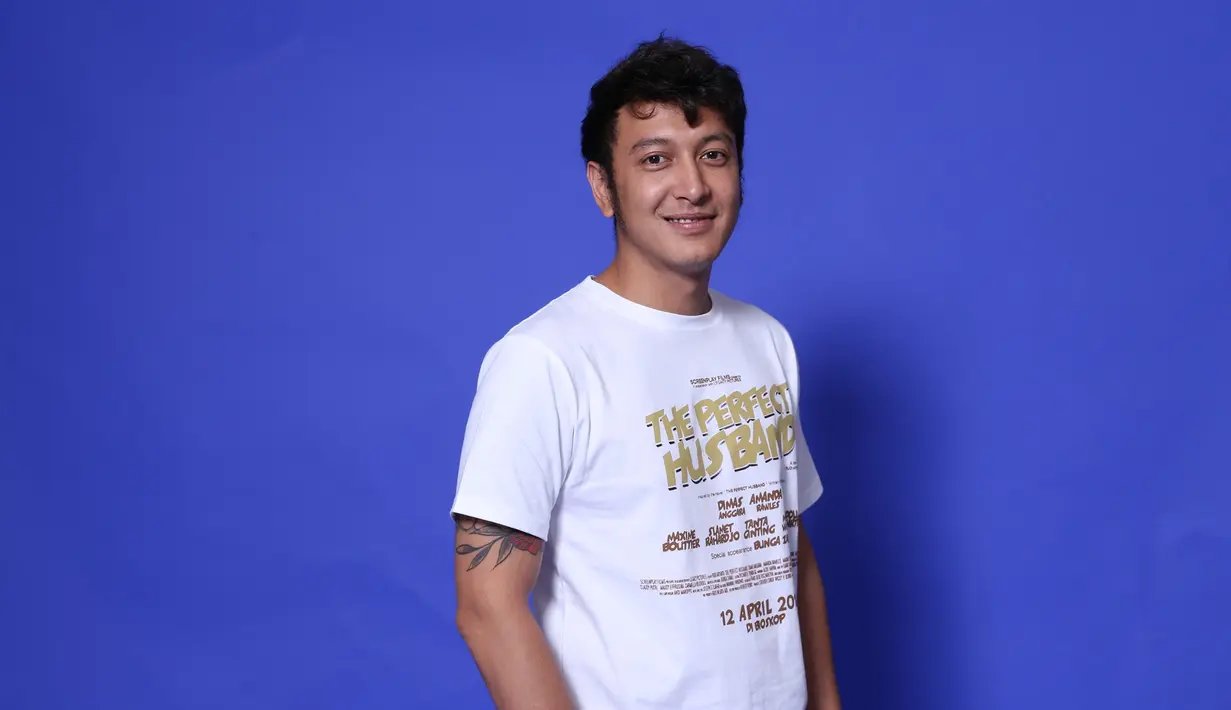 Dimas Anggara akan dipanggil kembali bulan depan, tepatnya pada 4 April 2018. Kabar keberadaan Dimas dari surat yang dikirim pengacaranya. (Daniel Kampua/Bintang.com)