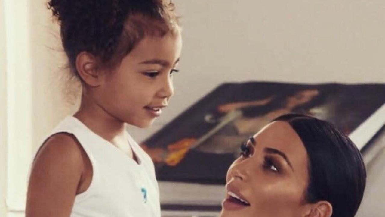 [Bintang] Kim Kardashian - North West
