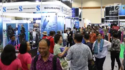 Suasana pameran Deep & Extreme Indonesia 2018 di JCC Senayan, Jakarta, Jumat (9/3). ameran yang digelar dari 8-11 Maret 2018 tersebut diramaikan oleh lebih dari 160 booth aneka tema terkait olahraga air dan wisata ekstrem. (Liputan6.com/Immanuel Antonius)
