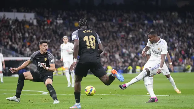 Karim Benzema Cetak Dua Gol, Real Madrid Menang Telak Atas Elche di La Liga