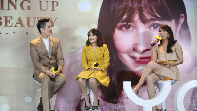 Makeup Prilly Latuconsina