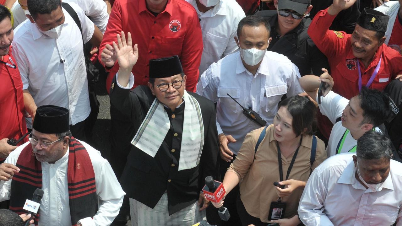 Resmi Maju Pilkada DKI 2024, Pramono Anung Bikin Kaget Istri Ternyata 'Nggak Izin' Hingga Ditolak Nyalon