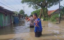 Polres Karawang Tingkatkan Patroli Banjir, Cegah Pencurian di Rumah Warga Mengungsi
