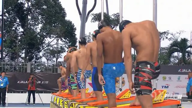 Berita video atlet renang Indonesia meraih medali perak ( dan perunggu ( dalam nomor 100 meter gaya kupu-kupu di SEA Games 2017.