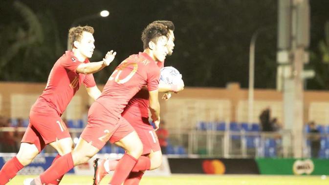 Egy Maulana Vikri, Osvaldo Haay, dan Saddil Ramdani, menjadi trio yang menakutkan saat Timnas Indonesia U-22 menang telak 8-0 atas Brunei Darussalam di laga Grup B sepak bola SEA Games 2019, Selasa (3/12/2019). (Dok. PSSI)