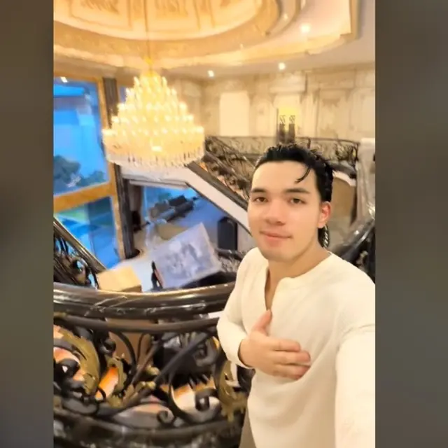 Saaih Halilintar Ungkap Alasan Rumah Barunya Punya 12 Kamar Mandi dan 9 Kamar Tidur.  foto: TikTok @saaihalilintar