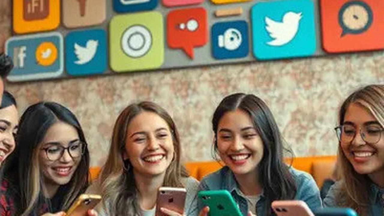 Mau Dapat Pahala Berantai dengan Gampang? UAH Sarankan Bikin Status di Medsos Seperti Ini