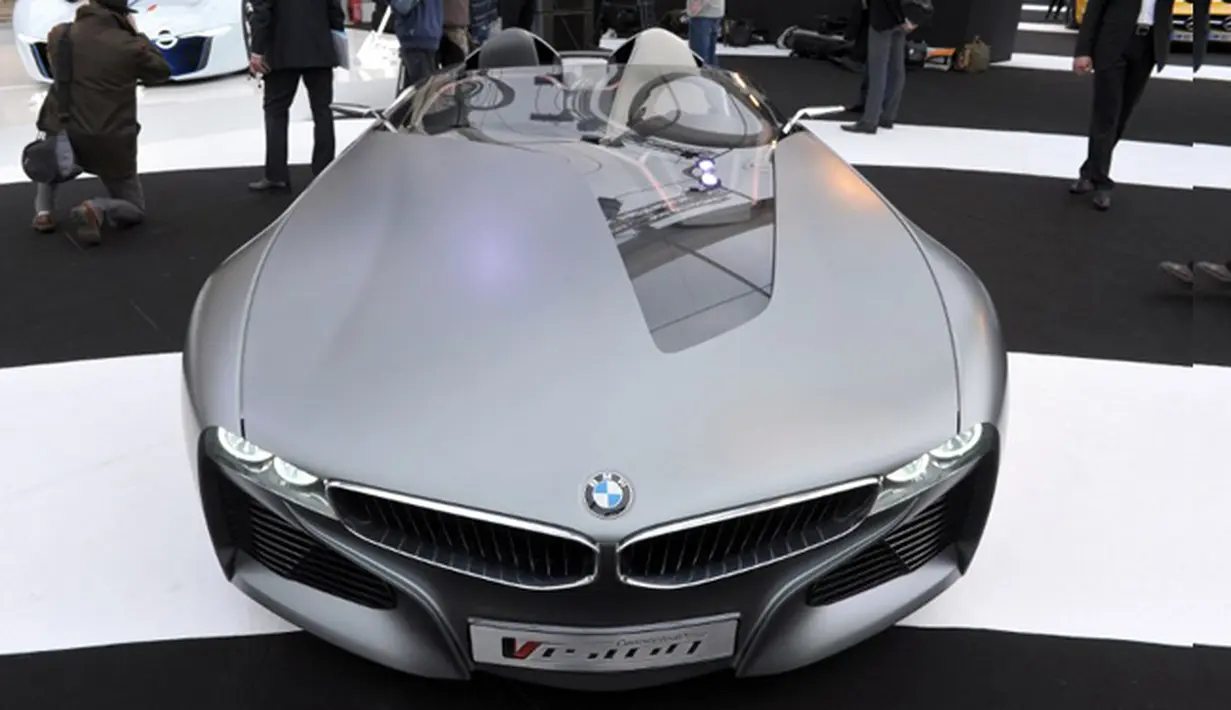 Produsen asal Jerman BMW menampilkan "Visi ConnectedDrive" dalam Pameran Desain Otomotif Paris. Foto diambil pada 28 Januari 2015. (AFP Photo/Eric Piermont)