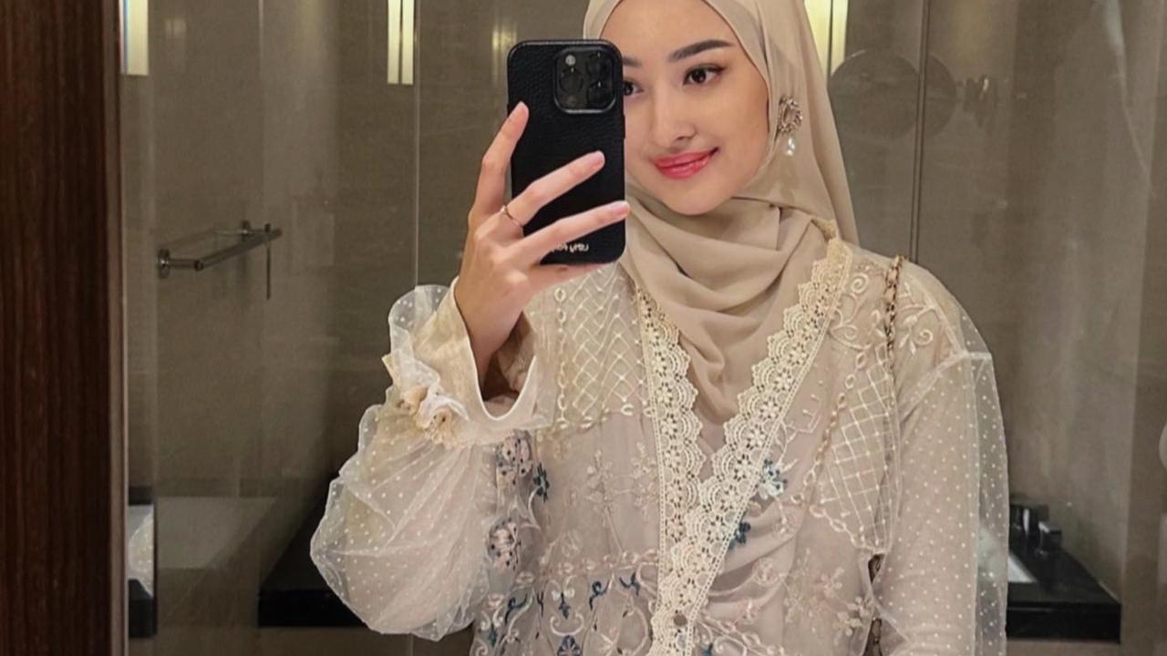 7 Potret Terbaru Puteri Modiyanti 'Anak' Tommy Soeharto yang Kini Berhijab, Paras Makin Cantik
