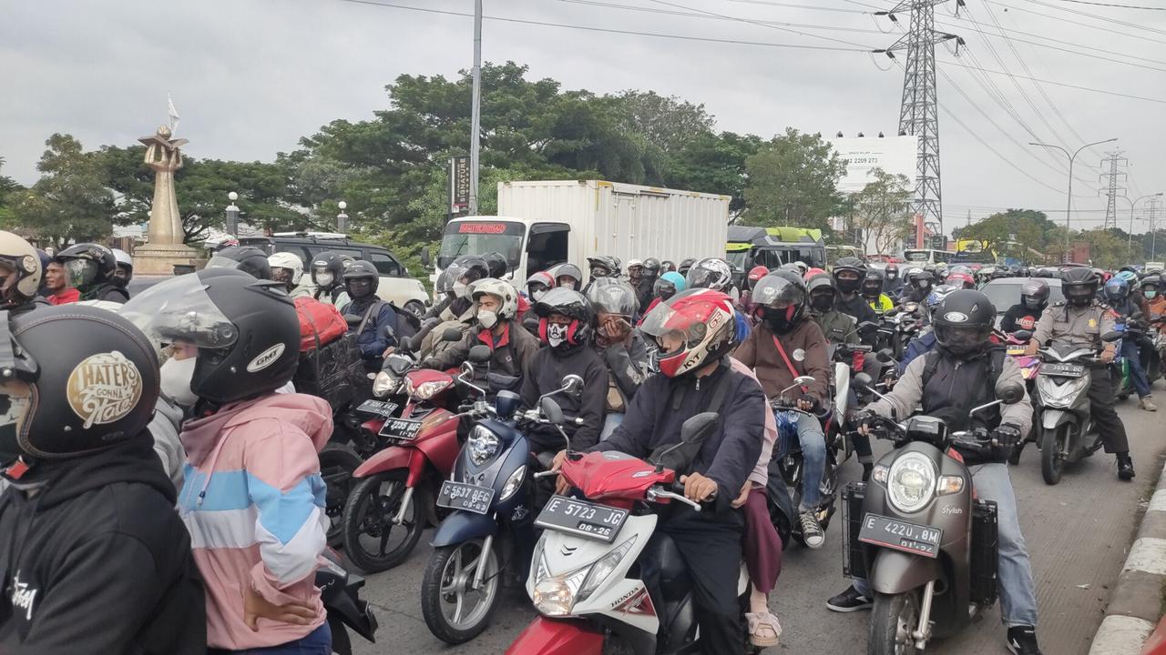 Info Mudik 2022: Lebih Dari 250 Pemudik Roda Dua Mulai Padati Jalur Pantura Cirebon