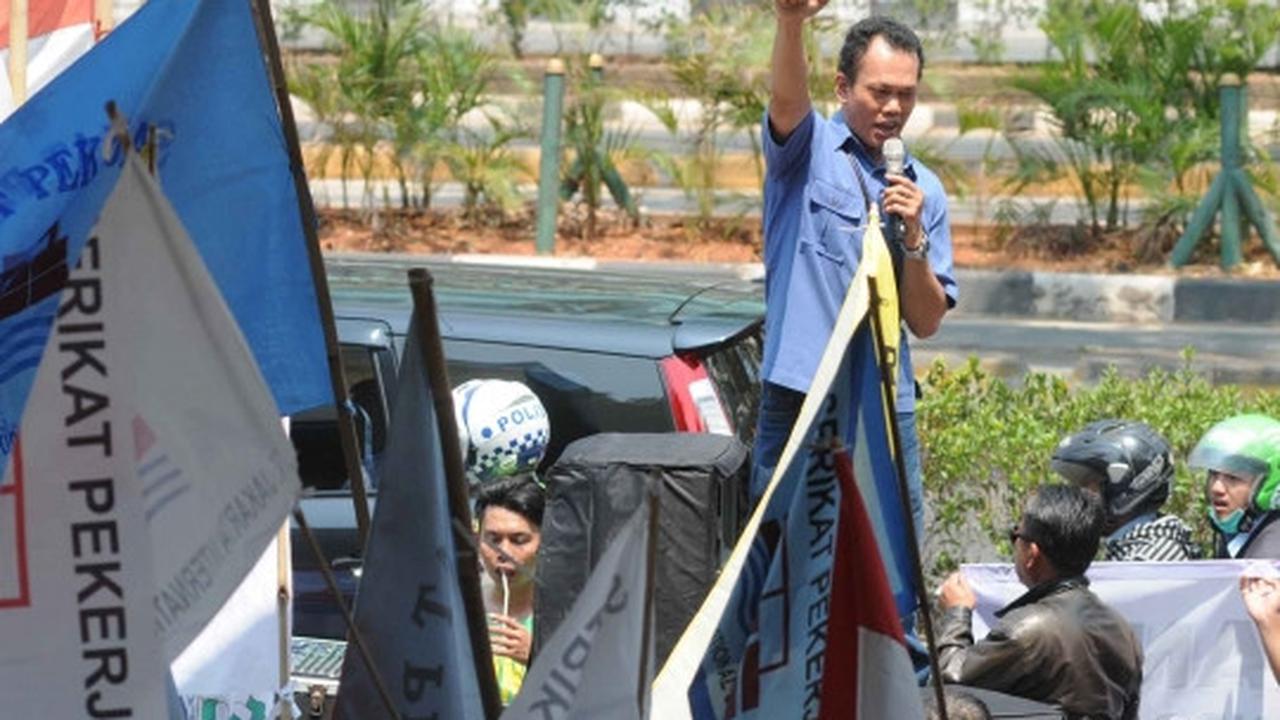 Geruduk KPK, pekerja JICT gelar teatrikal korupsi Pelindo II