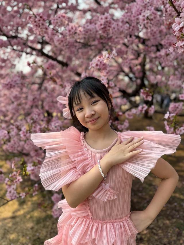 Penyanyi Etenia Croft