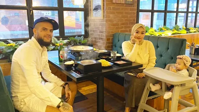 Jadi Papa Muda, Ini 6 Potret Terbaru Diego Michiels Mantan Nikita Willy