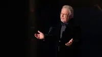 Piala Oscar 2026 Mendadak Penuh Haru, Saat Billy Crystal Kenang Mendiang Rob Reiner dan Istri