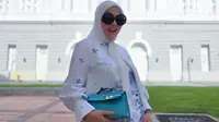 Penampilan Syahrini jelang melahirkan anak pertamanya bersama Reino Barack. (Dok: IG @princessyahrini&nbsp;https://www.instagram.com/princessyahrini/)