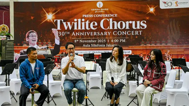 Addie MS dan Twilite Chorus. (ist)