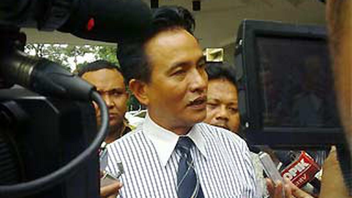 Belum Terima Surat, Yusril Tak Penuhi Panggilan