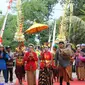 Desa Seketi, Sidoarjo, Jawa Timur menggelar pawai budaya untuk menjadikan desanya sebagai tujuan wisata kampung bambu. (Foto: Liputan6.com/Dian Kurniawan)