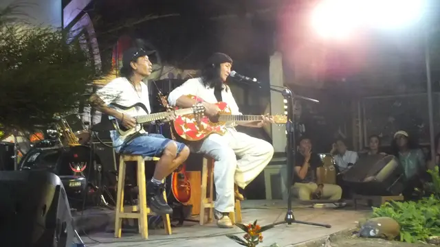 Launching Album Toto Tewel