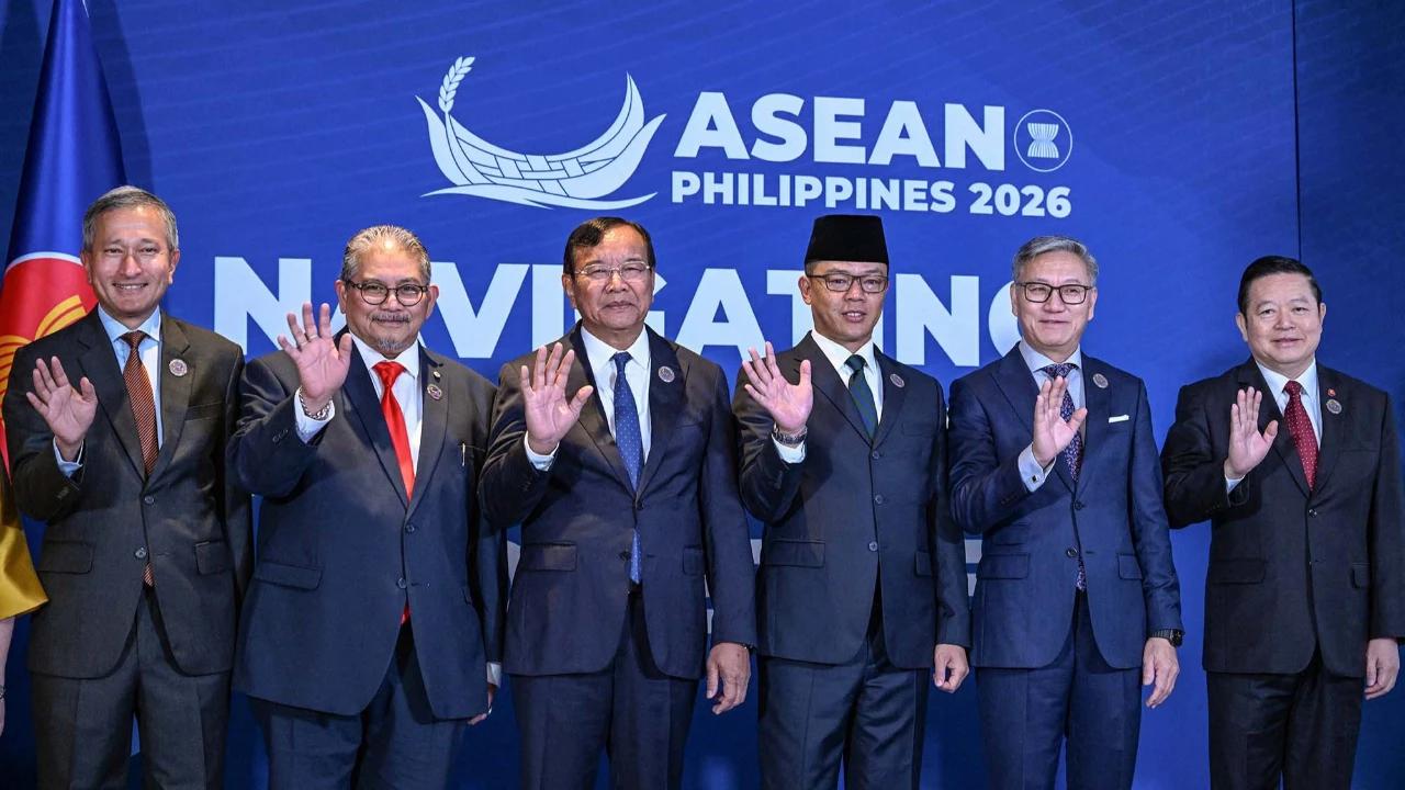 FOTO: Para Menteri Luar Negeri ASEAN Bahas Agenda Strategis Kawasan di Cebu Filipina