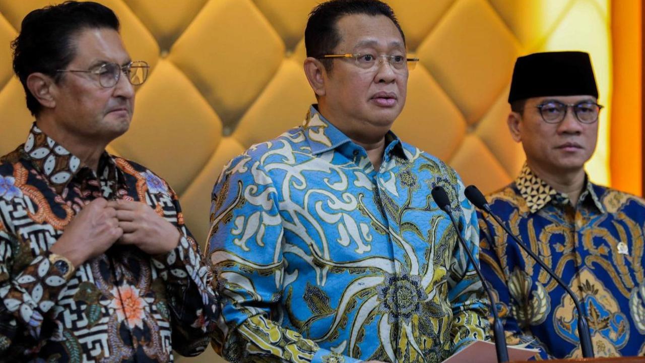 Sidang tahunan MPR akan diselenggarakan dalam satu rangkaian sidang bersama DPR dan DPD yang akan dihadiri lebih kurang 1549 undangan.