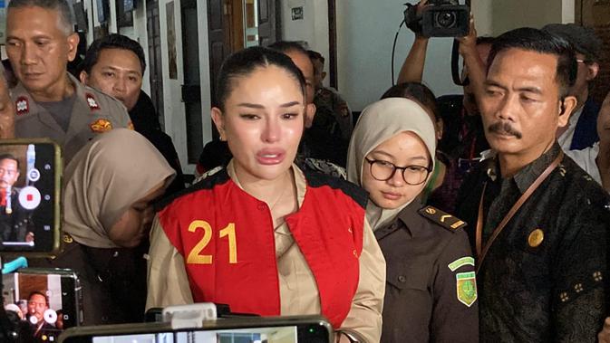 Nikita Mirzani Divonis 4 Tahun Penjara Atas Kasus Pemerasan Bos Skincare Reza Gladys