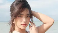 7 Potret 'Kembaran' Fuji yang Menghebohkan Dunia Maya, Ada Balita