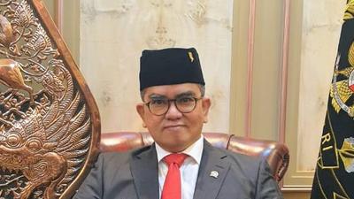 Anggota DPR Sebut Wacana Label Non-Halal pada Rokok Langkah Keliru