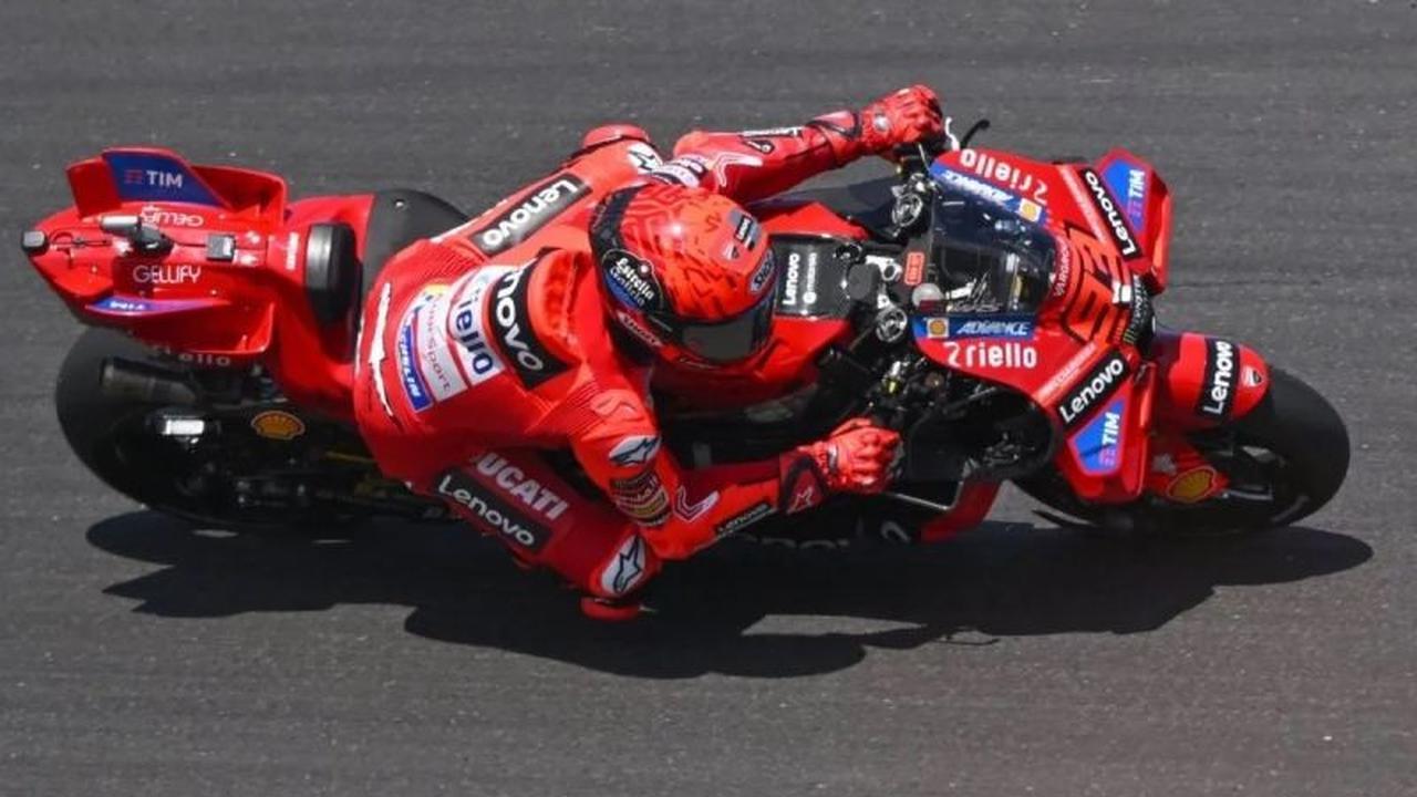 Marc Marquez Dominasi MotoGP Jerman, Waspadai Ancaman Alex Marquez di Balapan Utama