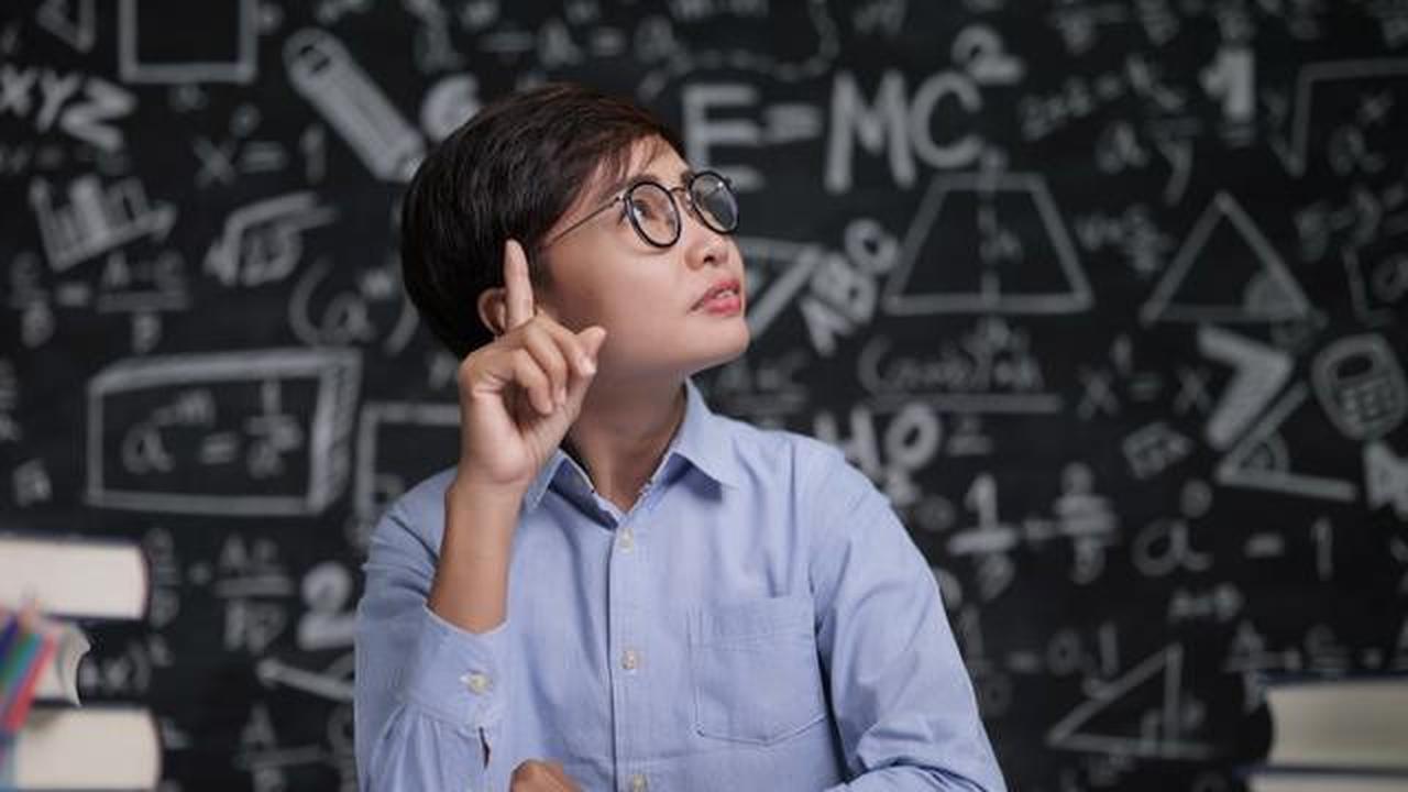 14 Orang Terpintar di Dunia dengan IQ Tinggi yang Masih Hidup hingga 2025