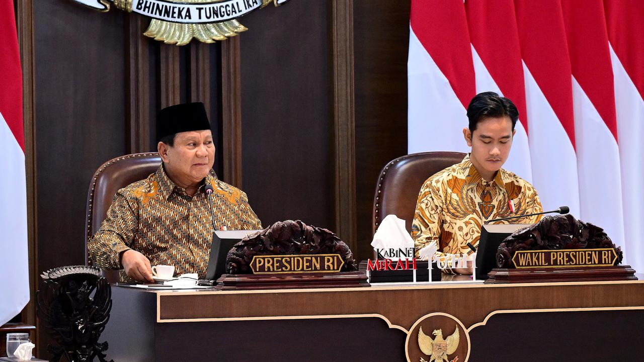Prabowo-Gibran pimpin sidang kabinet perdana