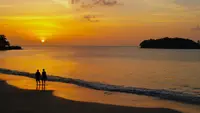 Ilustrasi senja, sunset. (Photo by Nick Fewings on Unsplash)