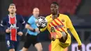 Ousmane Dembele. Didatangkan dari Borussia Dortmund pada awal musim 2017/2018 dengan mahar 105 juta euro, performanya masih jauh dari yang diharapkan. Sering dilanda cedera, ia baru tampil 118 laga dengan mencetak 30 gol dan 21 assist. Musim ini ia sama sekali belum dimainkan. (AFP/Franck Fife)