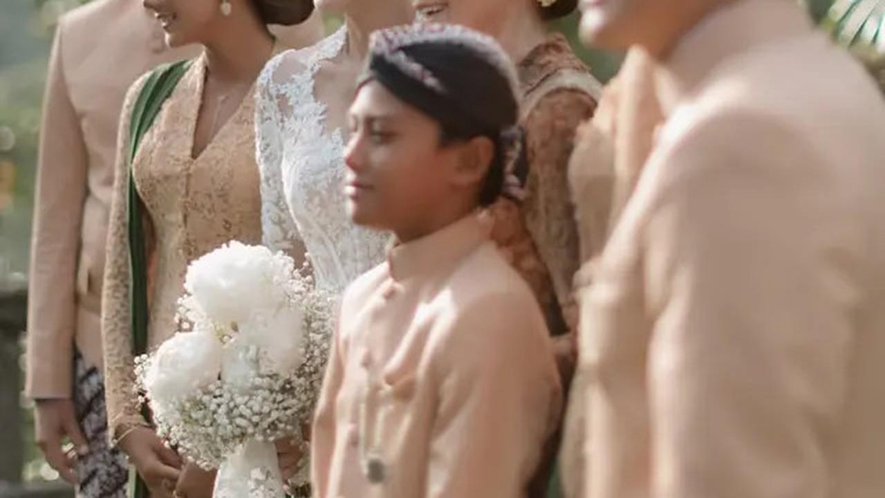 6 Potret Kakak Ipar dan Keponakan Luna Maya di Hari Pernikahan, Kenakan Kebaya Pancarkan Kecantikan Perempuan Indonesia