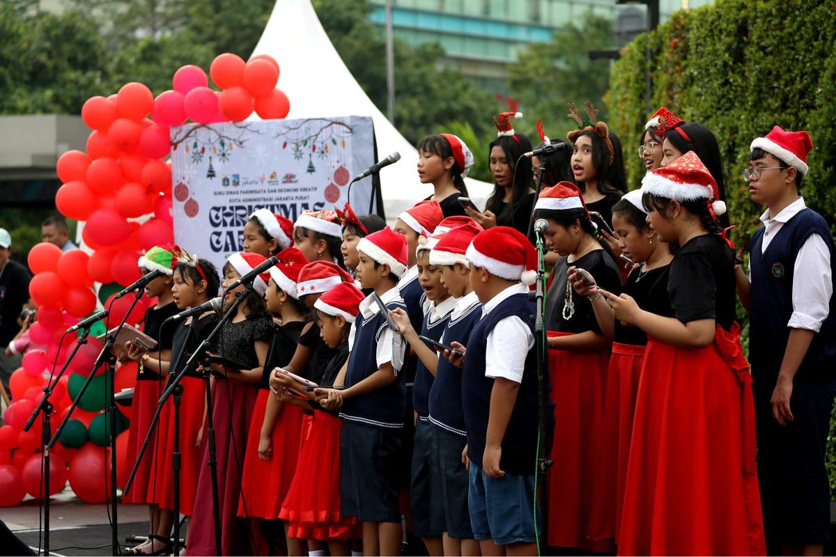 Semarak Christmas Carol Sambut Perayaan Natal di Jakarta