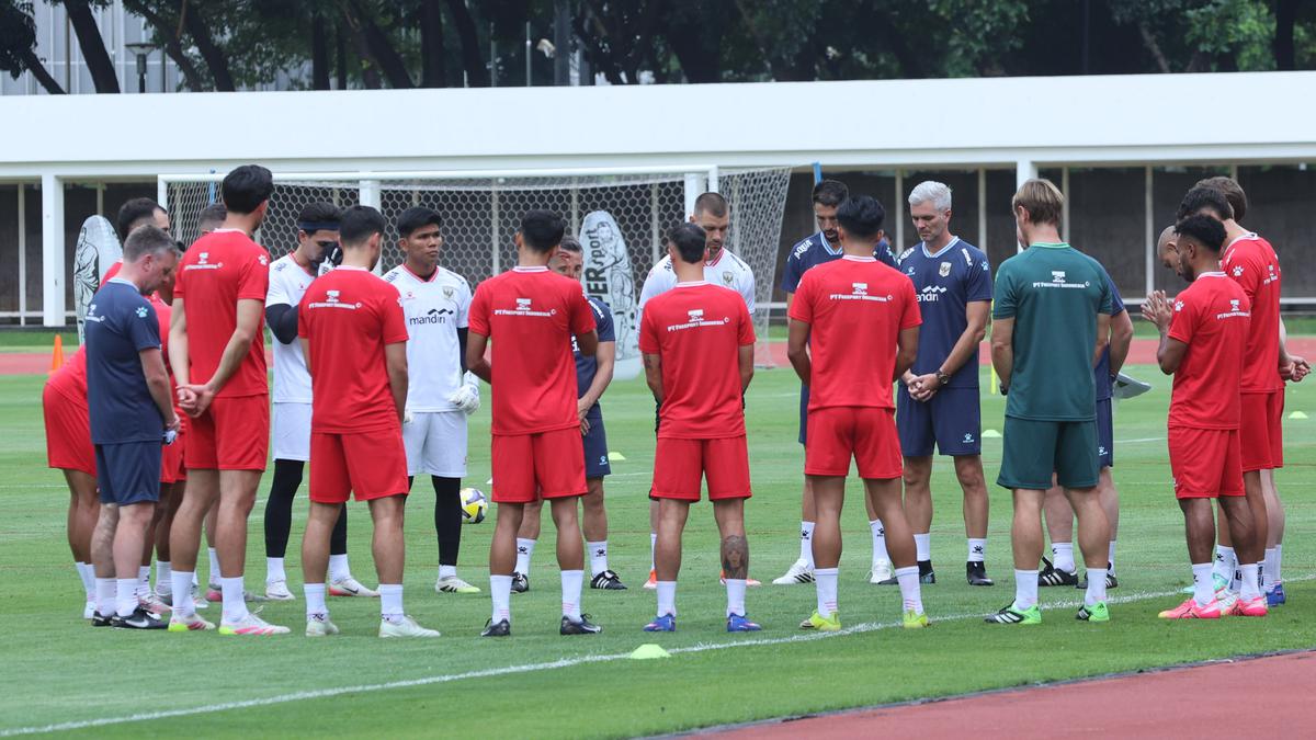 Kesan Rizky Ridho terhadap Latihan ala John Herdman di Timnas Indonesia: Kaget Ada TV di Lapangan