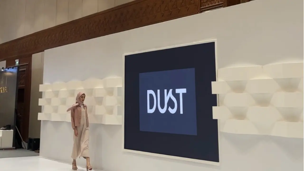 DUST