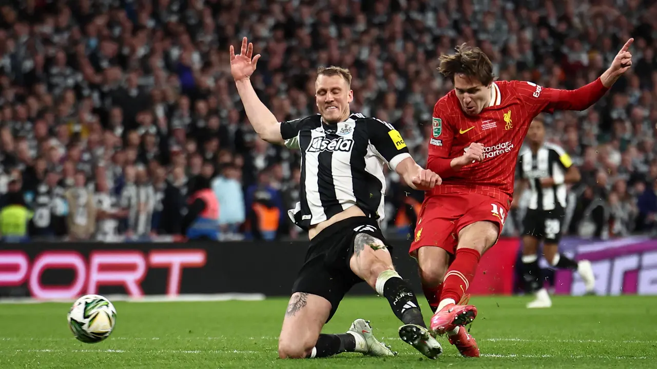 Newcastle United Juara Piala Liga Inggris