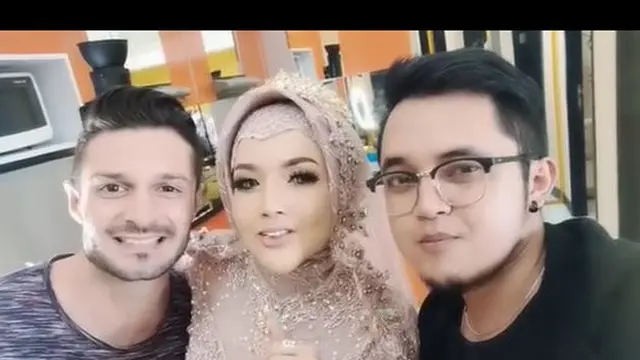7 Potret Preweding Barbie Kumalasari Bareng Bule, Jadi Sorotan