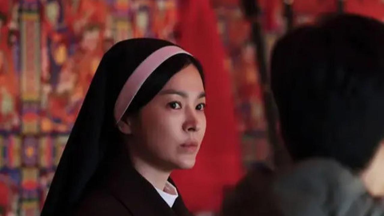 Loyal dan Berdedikasi, Kisah Totalitas 7 Aktor-Aktris Korea demi Dalami Peran di Film dan Drama