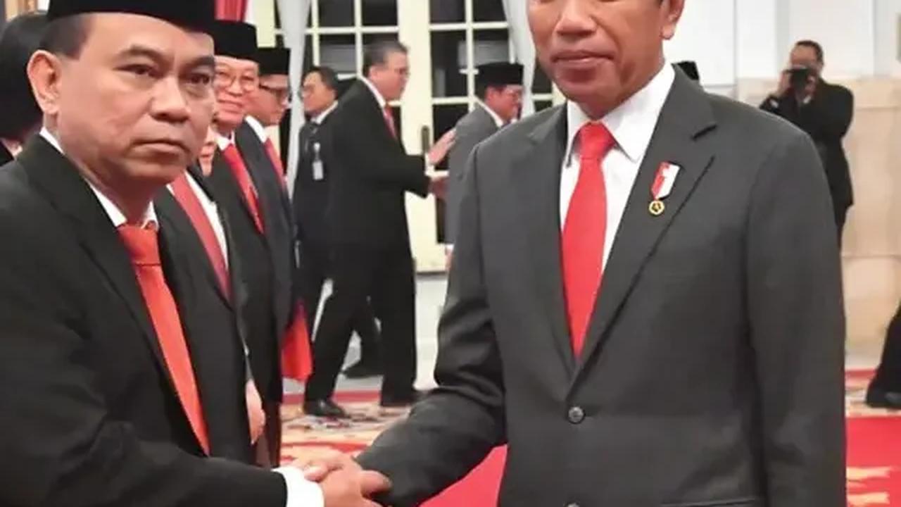 Presiden Joko Widodo (Jokowi) melantik Ketum Projo Budi Arie Setiadi menjadi Menteri Komunikasi dan Informatika. Pengamat politik Universitas Padjadjaran Kunto Adi Wibowo menilai, alasan Jokowi menunjuk relawannya sebagai representasi akar rumput kekuatan
